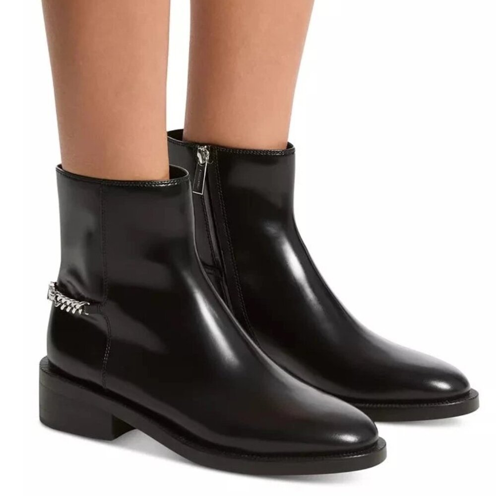 New Michael Kors Women's Carlisle Chain-Detail Black Ankle Booties Size 8.5 - Picture 5 of 5